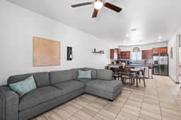 Modern 2BR 2BA Home King Bed Smart TV C - Image 2
