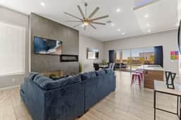 Miami Style Pool House 4 Bed 3.5 Bath - Image 4