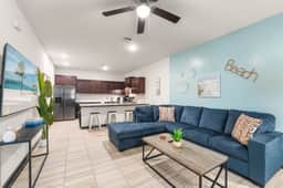 2BR 2BA Coastal Home King Bed Smart TVs B - Image 3