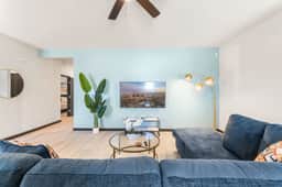 2BR 2BA Coastal Home King Bed Smart TVs A - Image 4