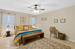 Eastside Spanish Castilla - Image 3