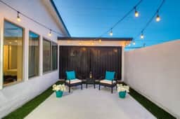 Sleek Modern 4BR Near Fort Bliss - Image 2