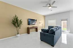 Desert Modern 3BR 2BA Home King Bed Smart TVs - Image 2