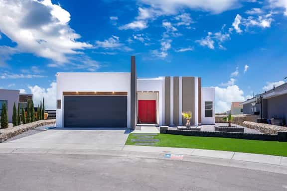Miami Style Pool House 4 Bed 3.5 Bath - Image 1