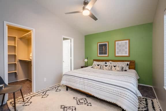 Chic 4BR Near Fort Bliss - Image 4