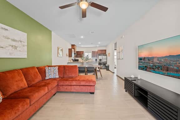 2BR 2BA Modern Home King Bed Smart TVs C - Image 2