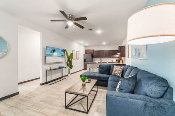 Coastal 2BR 2BA Home   King Bed   Smart TVs B - Image 3