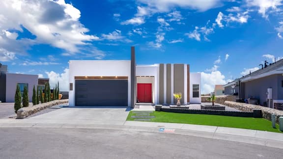 Miami Style Pool House 4 Bed 3.5 Bath - Image 1