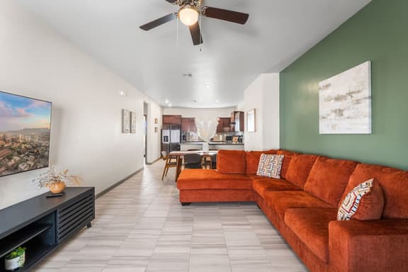 Modern 2BR 2BA Home  King Bed   Smart TVs D - Image 1